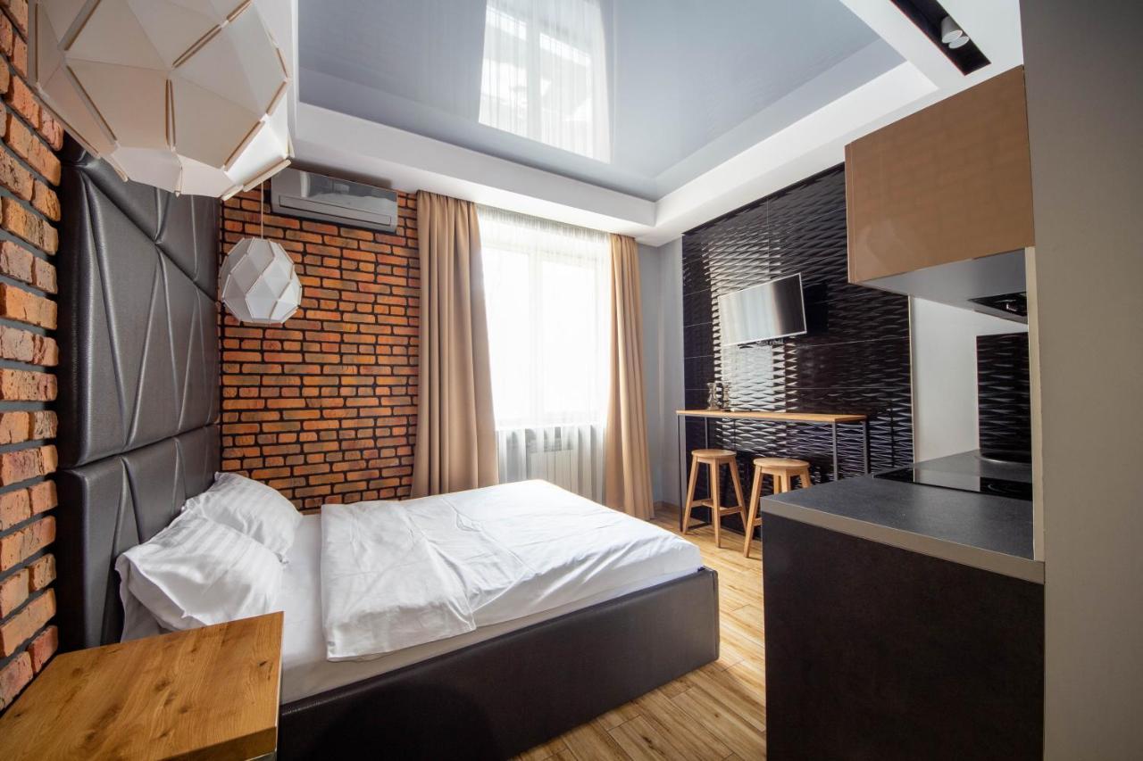 Apartments Near Parus Business Centre Kyiv Exterior photo