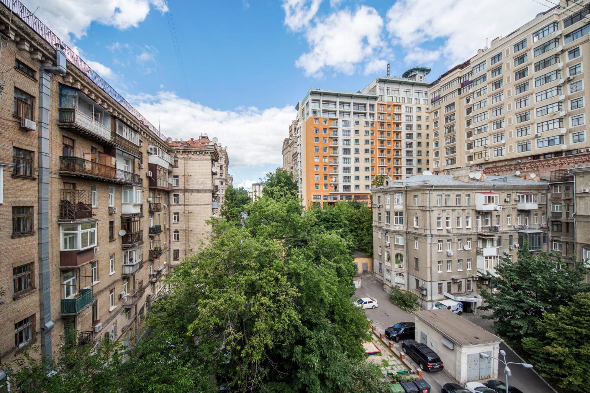 Apartments Near Parus Business Centre Kyiv Exterior photo