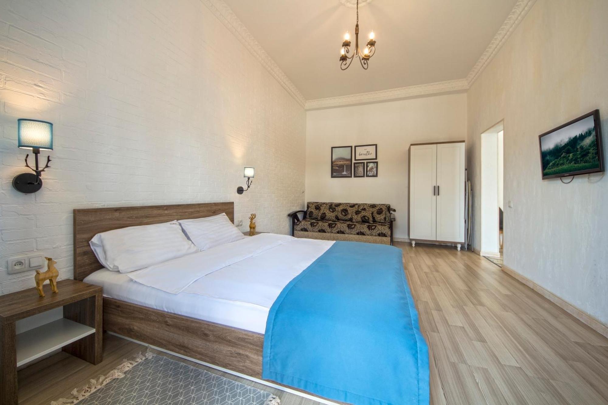 Apartments Near Parus Business Centre Kyiv Exterior photo