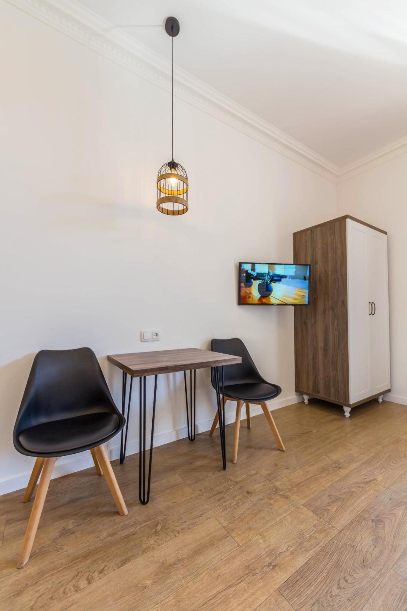 Apartments Near Parus Business Centre Kyiv Exterior photo