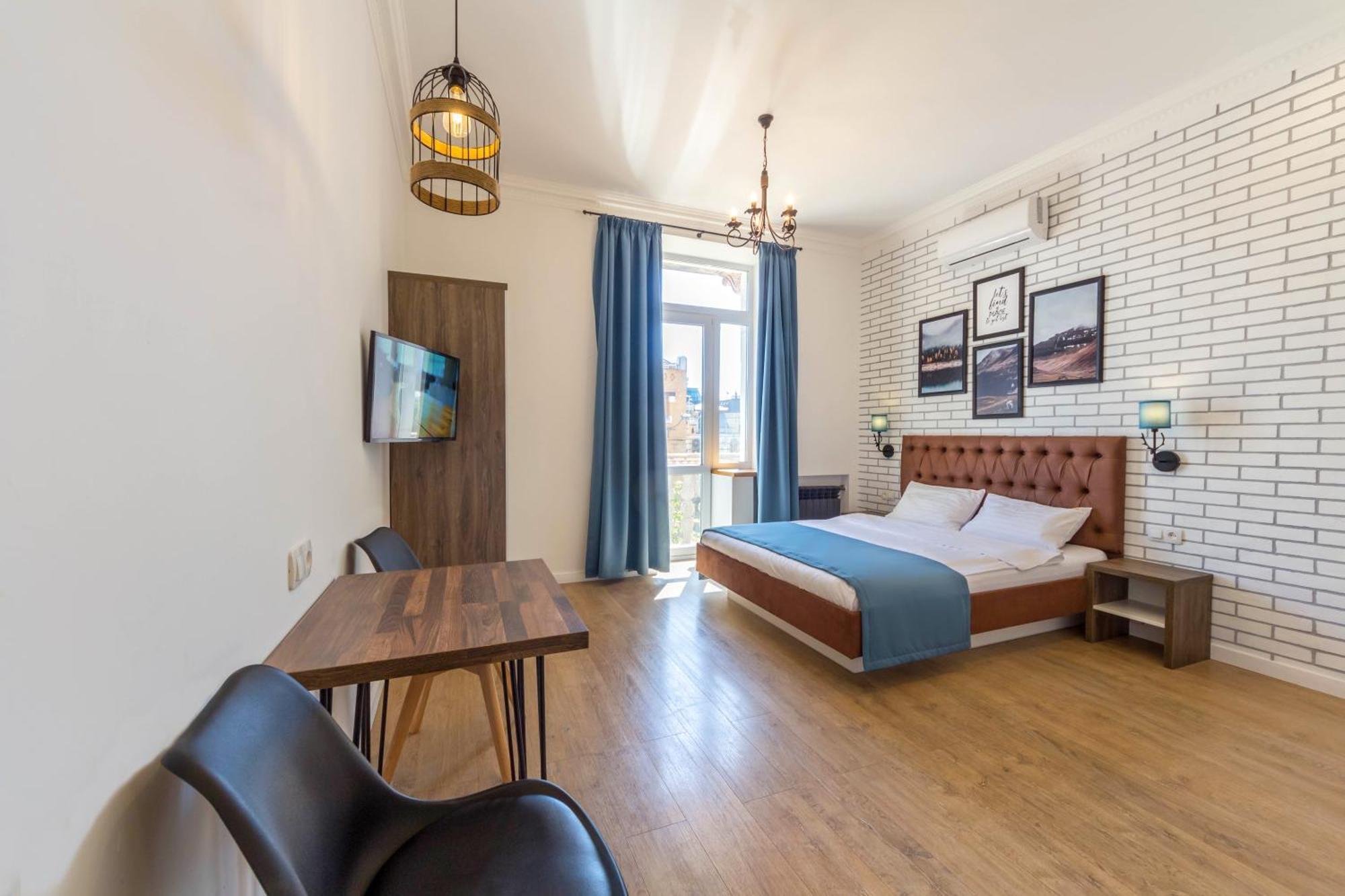 Apartments Near Parus Business Centre Kyiv Exterior photo
